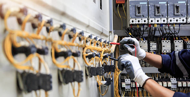 Professional Electrician technician working in Long Beach, MD